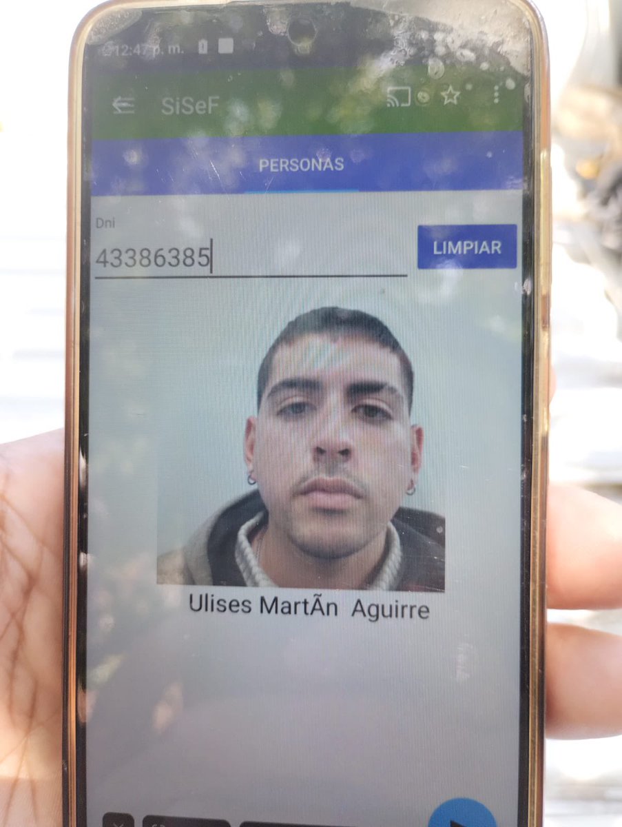 ExTteGralPeron's tweet photo. A diferencia de lo que plantea mi amigo el que opina sobre todo... yo puedo aseverar qué hay decenas, cientos, miles de compatriotas con muchas ansias de hacer lo que hay que hacer con estos energúmenos. Generalizar sobre Twitter, esta mal. https://t.co/eNL86fXonU