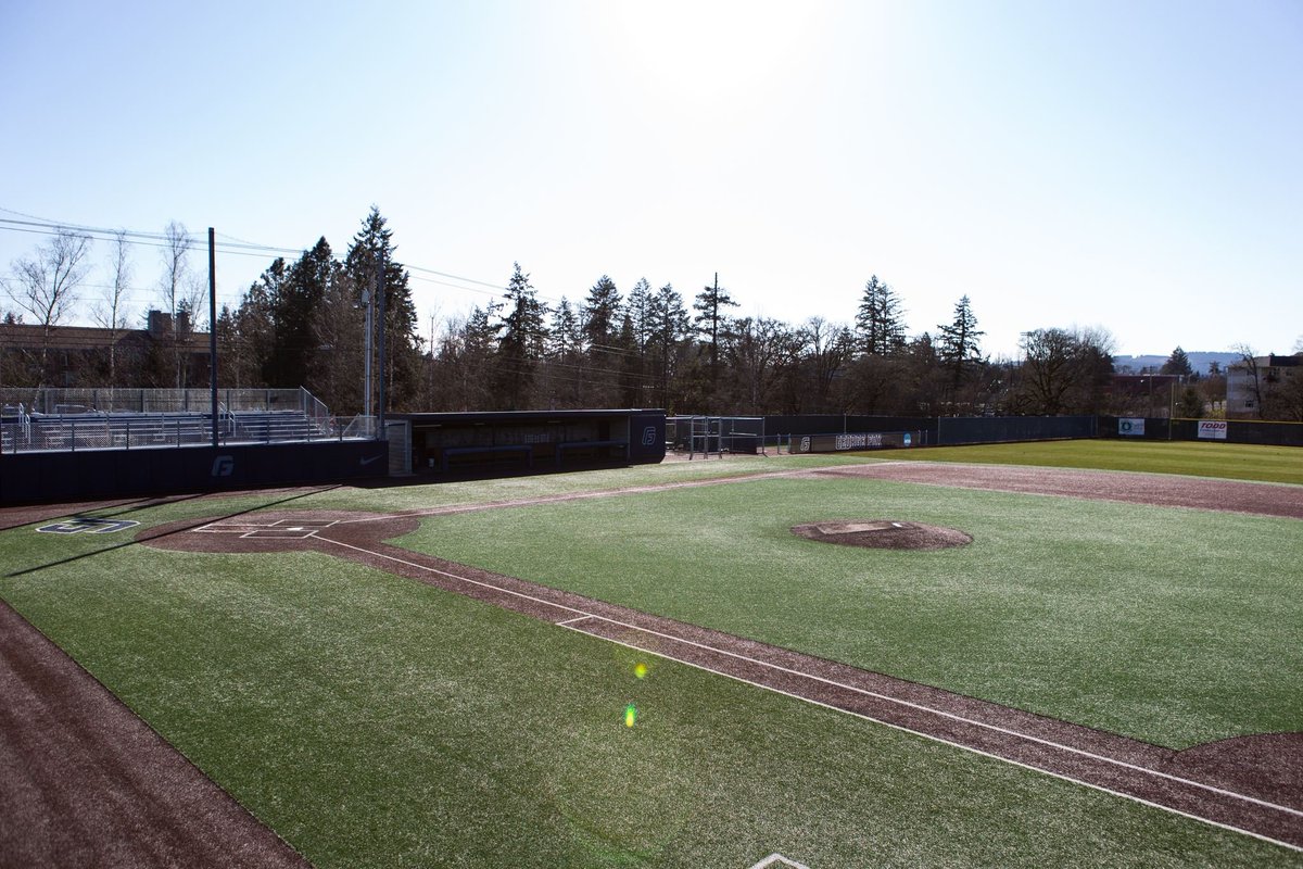 PNW_CBR's tweet photo. ⚾️ PNW Ballpark of the Day
🏟️ Morse Athletic Fields
🐻 Home of George Fox Bruins (D3)
📍 Newberg, Oregon
🗓️ Home since 1989
🧢 Capacity: 250
📏 Dimensions
• LF: 330 ft 
• LCF: 365 ft
• CF: 380 ft 
• RCF: 370 ft 
• RF: 330 ft https://t.co/IZD5s2zWQJ