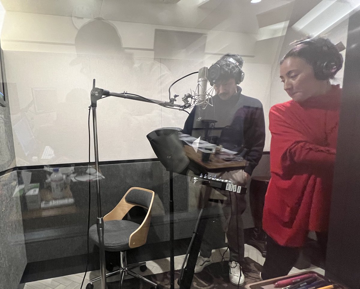 VERGINE_TALENT's tweet photo. ついに声の収録まできた
この作品は3年かかったよ
録音はいつもお願いしているAMBER NOTESの尾立さん
まずはリエナさんと金子さんのパートを
まだまだ収録は続くよ
#米倉リエナ #金子貴伸 #尾立昌典
#lyenayonekura #takanobukaneko
#AMBERNOTES #アニメーション
#anime #ロトスコープ #ベルジネ https://t.co/5tBGfmqJ6x