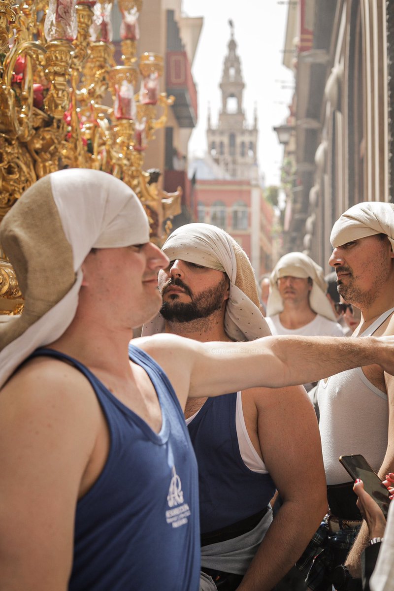 cayetanasb's tweet photo. 62 días para el Domingo de Ramos..🤍
.
.
.
📸 Cayetana Sánchez
 @csbfotografia 
#TDSCofrade #semanasanta #fotocofrade #semanasantasevilla https://t.co/tptTCgWXJb
