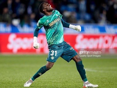 fataud1's tweet photo. My best Gk in the on going Afcon 2023 already “JESUS OWONO”  of equatorial Guinea 🇬🇶.

His understanding of Goalkeeping is amazing.

*Starting positions ✅
*Body position✅ 
*Calm in goal✅
*Technical✅
*Tactical✅
*Composure

He is a hybrid Gk! https://t.co/wUaM53tZxE