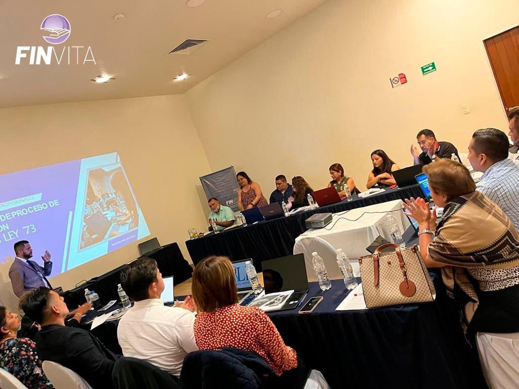 FinancieraVita's tweet photo. ✨ En Finvita, creemos en el poder de la colaboración y el aprendizaje continuo. 🤝 Este fin de semana tuvimos un emocionante evento de capacitación con nuestros valiosos socios estratégicos. 💼📚 
Comprometidos en ofrecer siempre lo mejor a nuestros clientes.
#FinanzasSeguras https://t.co/zh9AuIY1V0
