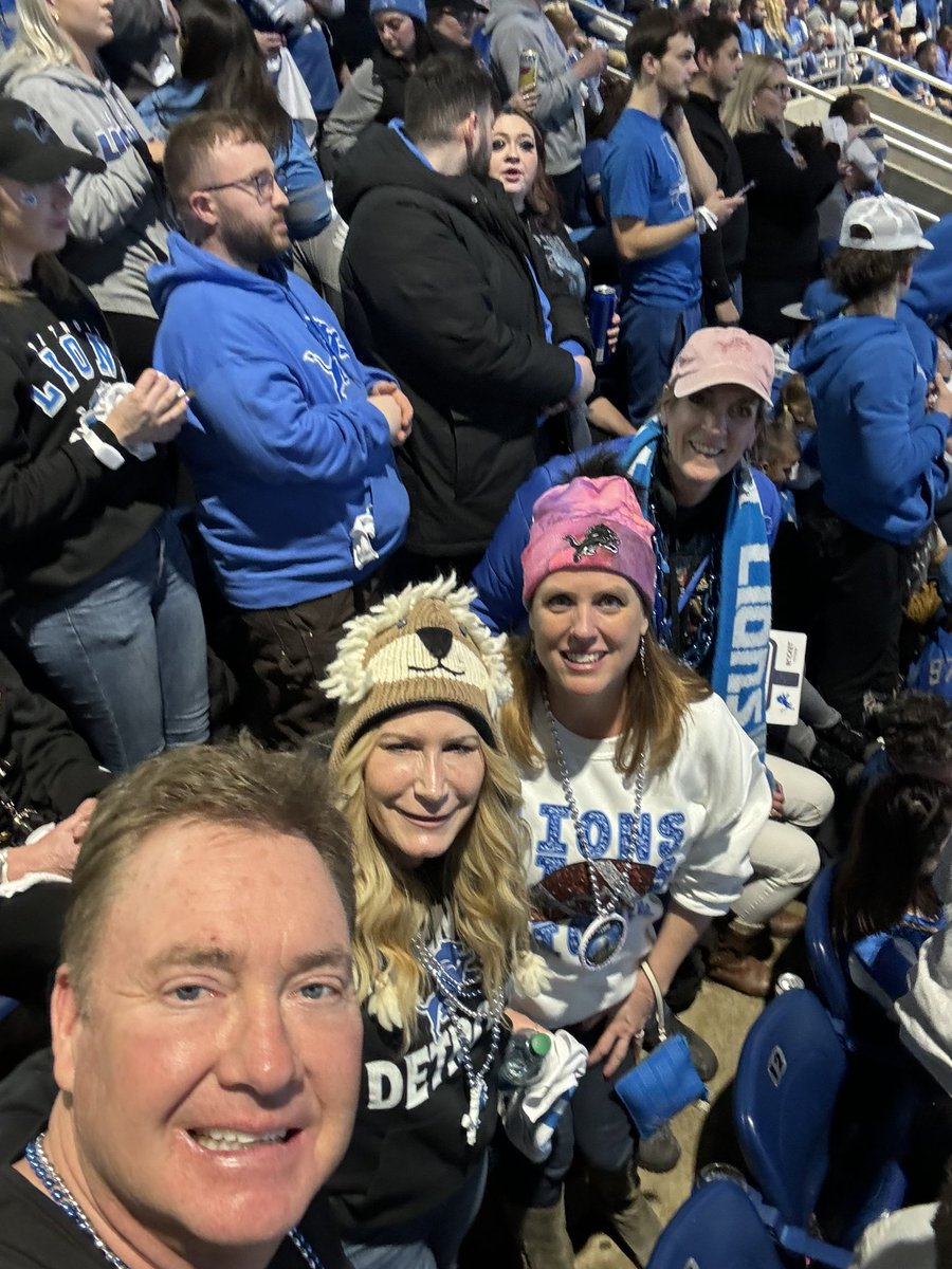 keiljo's tweet photo. Let’s go Lions!!💙🦁🏈🌟 https://t.co/eVwdthEWki