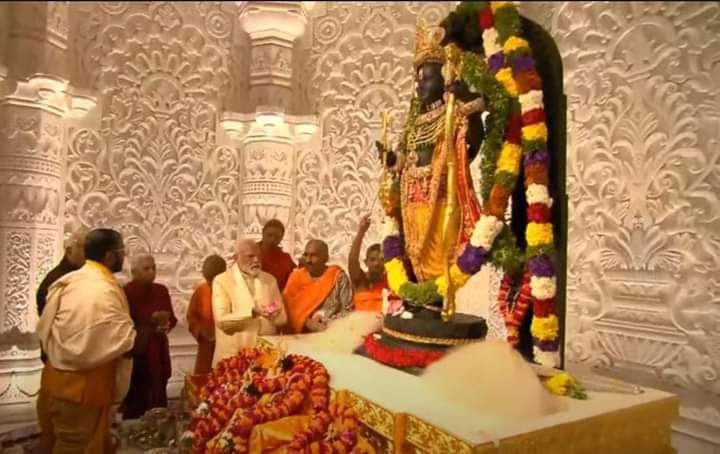 rajendrambjp's tweet photo. श्री राम लला के प्राण प्रतिष्ठा के शुभ अवसर पर आप सभी को हार्दिक शुभकामनाएं और बधाई l
भगवान श्रीराम आप सब का मंगल करे, आप सब स्वस्थ रहे और प्रसन्न रहें।
🙏🙏 https://t.co/b7musstGCH