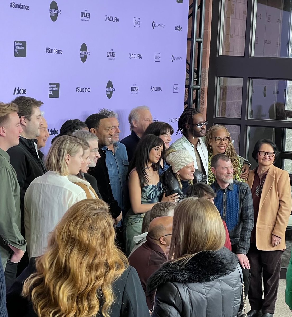 Camila Cabello e o elenco de “Rob Peace” hoje na première do filme no #Sundance2024.