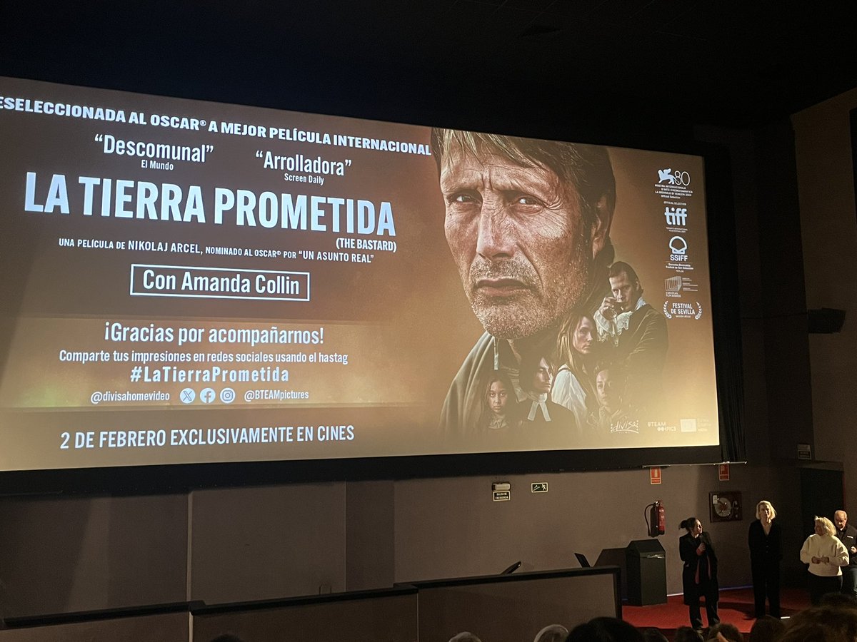 borgiefilms's tweet photo. En el preestreno de #LaTierraPrometida, película protagonizada por Mads Mikkelsen y Amanda Collin.

Estreno en cines el 2 de febrero. @BTeamPictures @divisahomevideo https://t.co/1538XbMi6l