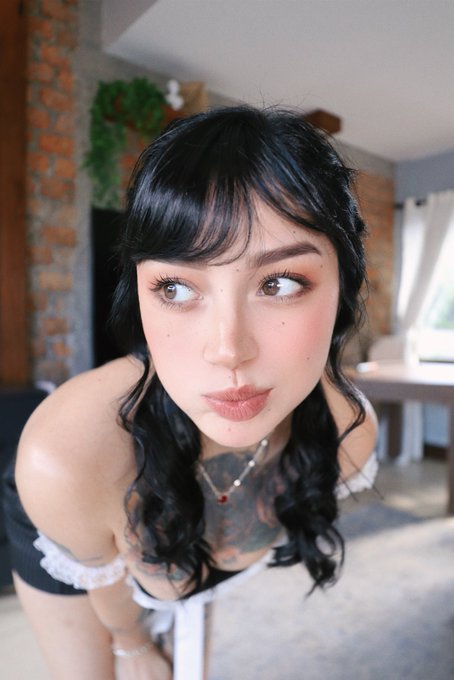 Daqui dois dias fa&ccedil;o 30 aninhos 🫰🏻 https://t.co/sGMKmqo6yW