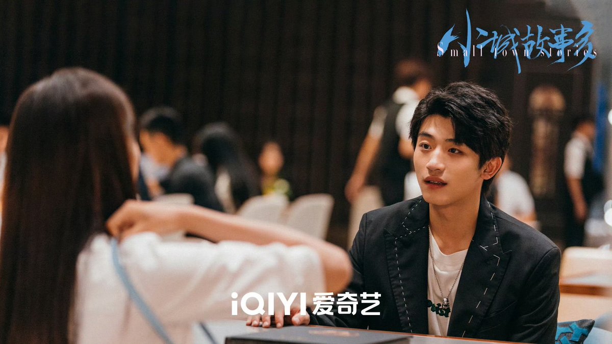 CdramaL's tweet photo. 「📸 | O drama moderno #SmallTownStories, estrelado por #ZhangJianing, #GaoZhiting, #WuXingjian, #SongJiateng, #ZhuRui, #LuXiaoyu e mais, lança novas fotos no Weibo
#小城故事多 https://t.co/kQTGV9OdXG