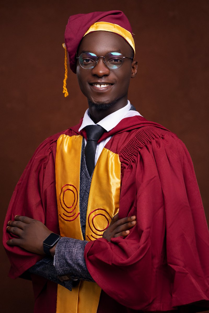 channelsCanCode's tweet image. Introducing: OLADAPO, Channels Okunade
🎓 Best Graduating Student, Dept of Employment Relations & Human Resource Mgt.
📚 CGPA: 4.82/5.0
🏆One and only First-Class Honours graduate in my set.
✨ Highest in my department 42 years of history (since 1982) as confirmed by dept office
