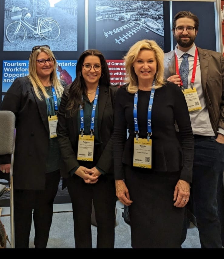 Thank you to @ontario_liberal Party Leader @BonnieCrombie for stopping by for an insightful chat with TIAO's #ROMA2024 delegation. #TourismCounts