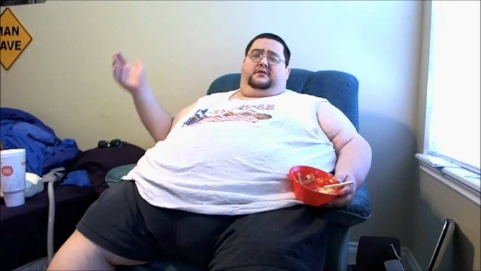 Watch Boogie2988's leaked NSFW photo on TwXstars