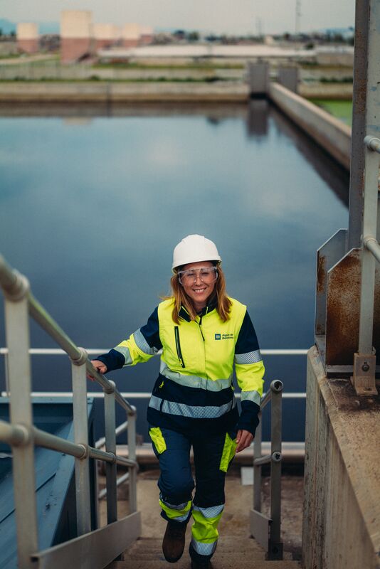 Annoncer des objectifs #ESG ambitieux, c'est bien. Savoir les démontrer et faire attester auprès des #investisseurs, c'est encore mieux. C’est une fierté pour <a href="/Veolia/">Veolia</a> d’être reconnue première entreprise ex æquo du #CAC40 à ce titre dans le dernier rapport du FIR, “Comment le CAC