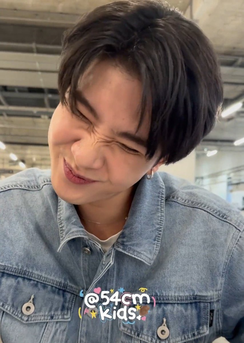 Khaotung scrunching his nose - dangerously adorable thread 🧵
(I will be adding if Khao will continue scrunching) 
#khaotungg