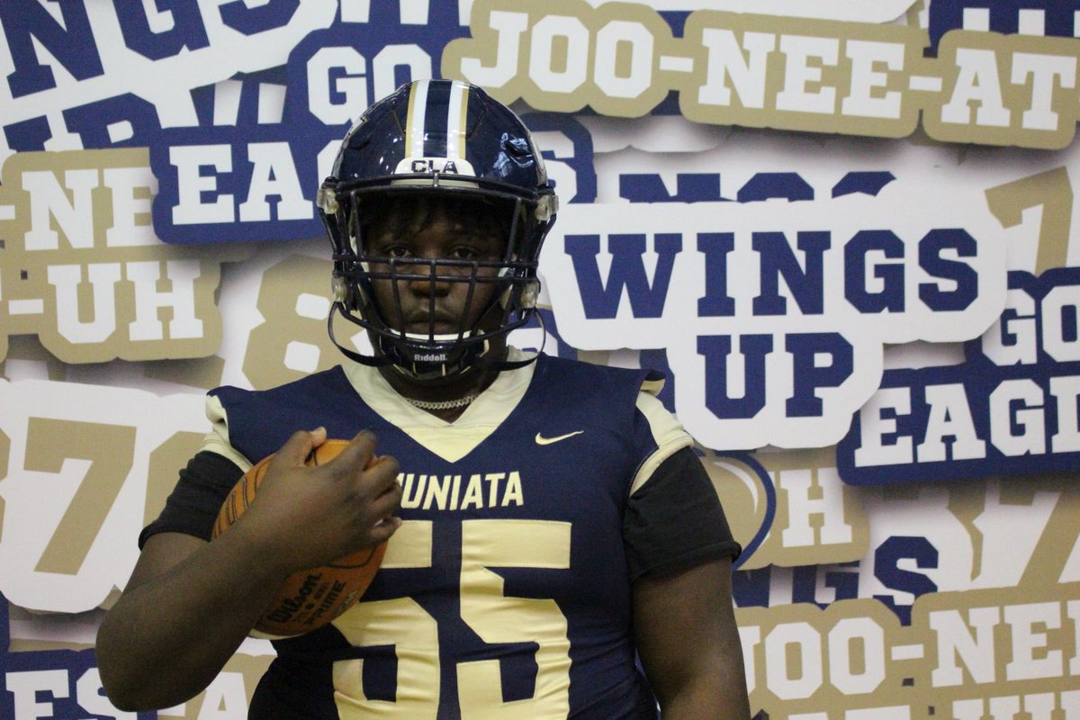 Thank you Coach <a href="/LucPolglaze/">Coach Luc Polglaze</a> I had a great visit <a href="/JuniataFootball/">Juniata College Football</a>