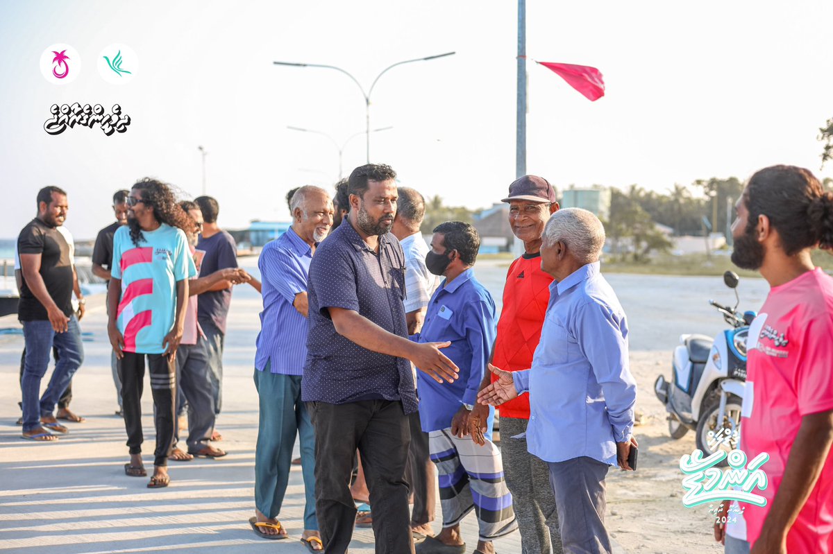 GLA_2024's tweet photo. ދާއިރާގެ ރައްޔިތުންގެ ހައްގުގައި އެ ރައްޔިތުންގެ ޙިޔާލާއި މަޝްވަރާ ހިމެނޭގޮތައް، ދާއިރާގެ ތިން ރަށުގެ ތަރައްގީއަށް.
#GLA2024
#FunadhooDhaairaa
#PPMPNCPrimary
#PPMPNC
#Majlis2024
#PPMPNCMajlisPrimary
#DhiveheengeRaajje https://t.co/AQGXnC1Rye