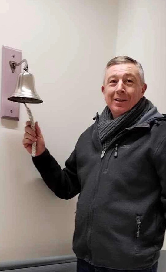 GarethCook17's tweet image. Today was the day I rang the bell, just over 6 months from a call from my GP. In that time I’ve had scans, cameras an operation and chemo. The NHS have been amazing and I’m eternal grateful.
