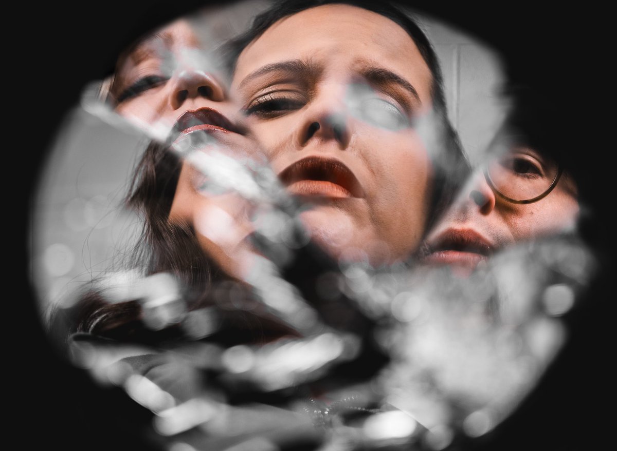 "Everything feels like the most extreme decision until it's not."

Get your tickets now for the visceral regional premiere of Feeding the Cat, Incorrectly, Several Times Over by Shyama Nithiananda!

our.show/echotheatrebox…

#dfwtheatre #dfwarts #theater #feedingthecat