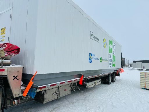 Our second @growcer farm is loaded and on its way to @SchoolAltario @studentledfarm @plrd25