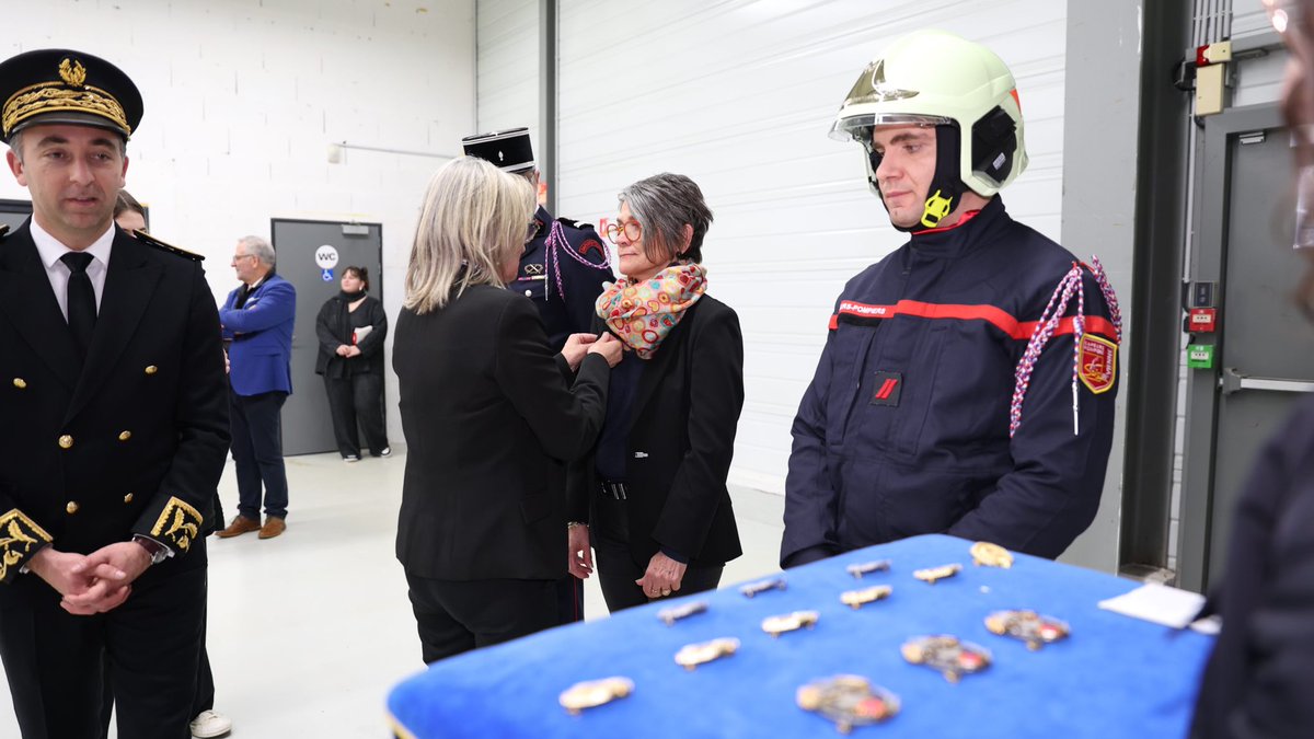 La cérémonie des vœux 2024 s’est tenue ce lundi soir au sein des locaux de la plateforme logistique du #SDIS86.

👉 + d’info sur notre FB