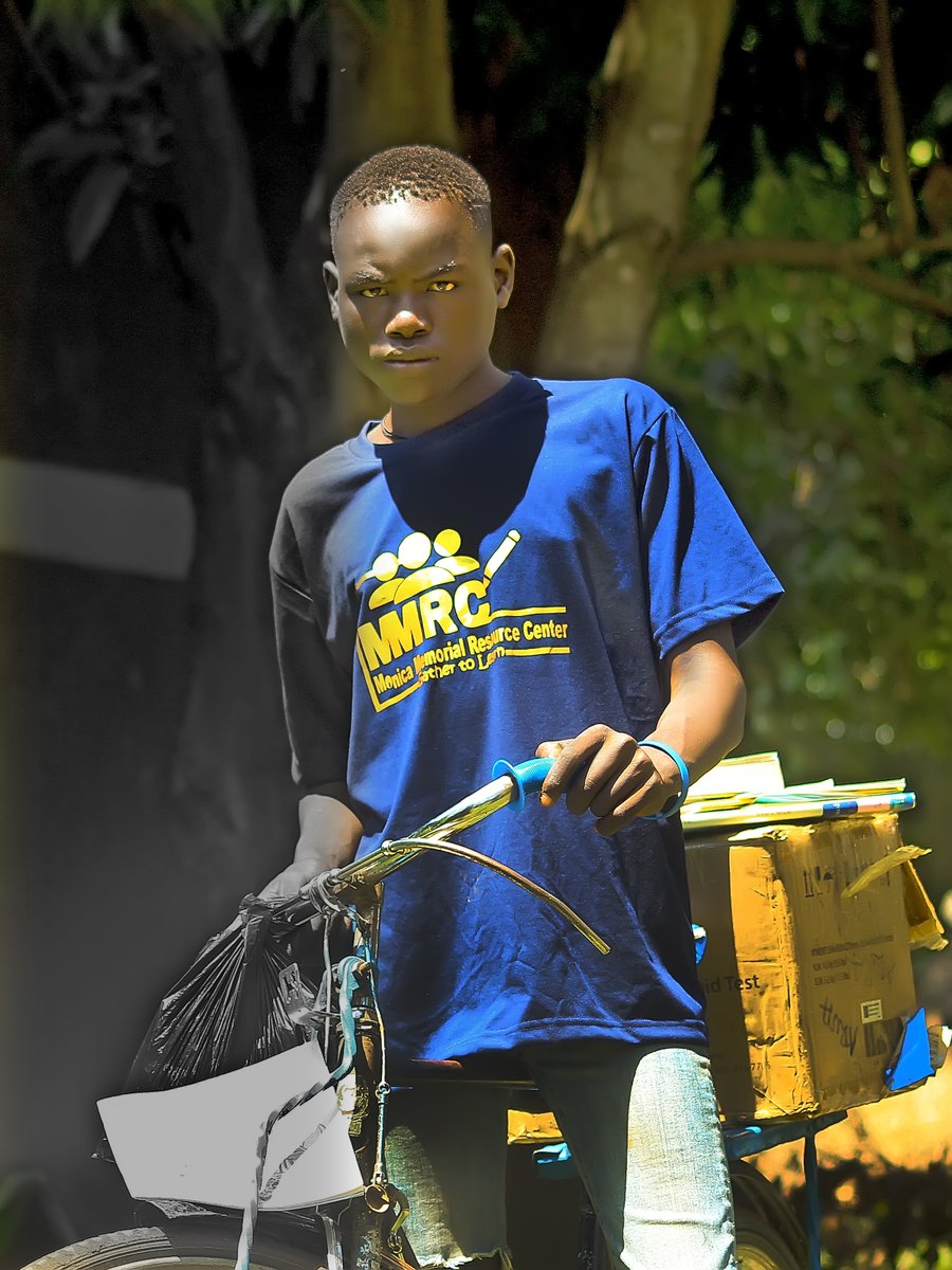 O Pius Owiny (@owinyofficial) on Twitter photo Behind The Scene (BTS)
Books on Wheels <a href="/mmrclib/">Monica Memorial Resource Centre</a> in Arua Eco City. Reaching out to three (3) villages with well established Reading Parks aided by book banks mounted on Bicycles.
📸 by Ashdon Uganda Behind The Scene (BTS)
Books on Wheels <a href="/mmrclib/">Monica Memorial Resource Centre</a> in Arua Eco City. Reaching out to three (3) villages with well established Reading Parks aided by book banks mounted on Bicycles.
📸 by Ashdon Uganda