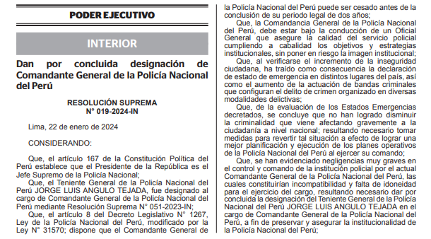 AlonsoRamosG's tweet photo. Gobierno saca a Jorge Angulo de comandancia general de Policía por no lograr "disminuir la criminalidad" y cometer "negligencias muy graves" en el manejo de la Policía. Ello, tras la crisis generada por la jalada de cabello a la presidenta Dina Boluarte en Ayacucho. #OcurreAhora https://t.co/zQkgNZRo89