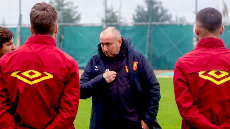 Kubiye bile gol attıran yoldaş ❤️💛🧿