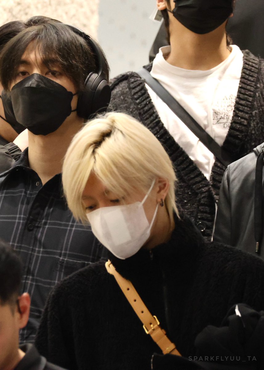 240123 ICN 

멍멍이

#YUTA 
#유타                      
#中本悠太
#ユウタ