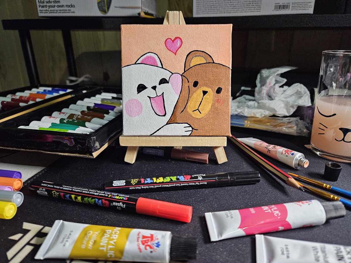 MariaDeMako's tweet photo. Mini lienzo.. 🐻💗 
.
Regalaselo a tu love en este San Valentín! A que esperas? 😍
.
📩 Consultas al privado. 
Envíos solo a España. 🖌 https://t.co/EpG5SbqNc6