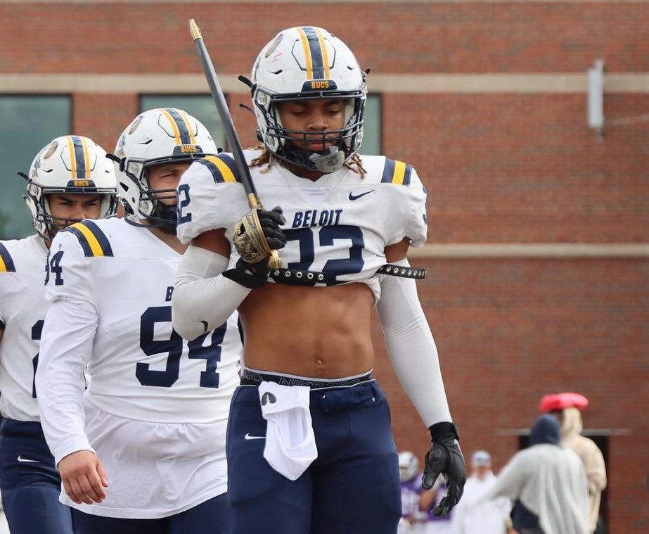 0garnerr's tweet photo. Beloit college offered #AGTG @Coach_Soenksen @coach_s_cahill @RICSFootball @RICSAthletics @RecruitGeorgia https://t.co/9GSnvopJsV