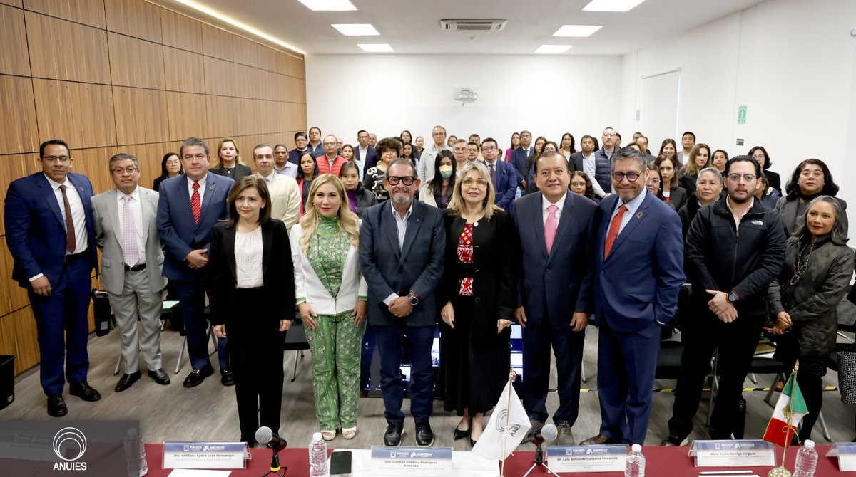 Con más de 700 participantes se realizó con la <a href="/amereiaf/">AMEREIAF A.C.</a>, en coordinación con la <a href="/SEP_mx/">SEP México</a> y la <a href="/ASF_Mexico/">Auditoría Superior</a>, un taller de capacitación en la <a href="/ANUIES/">ANUIES</a> para eficientar la gestión y aplicación de los recursos financieros en las Instituciones de Educación Superior.