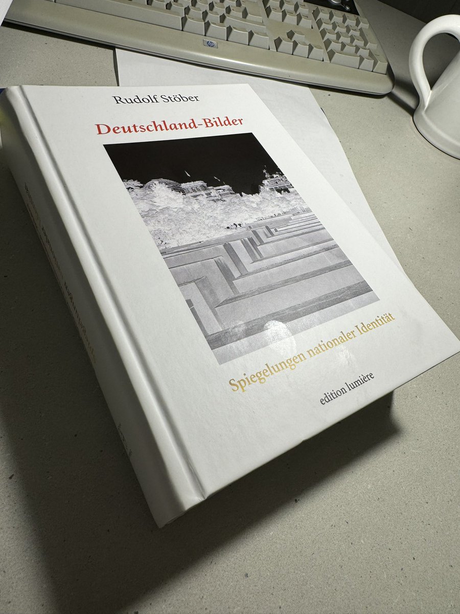 Mein Kollege Rudolf Stöber hat ein dickes Buch über Deutschland-Bilder verfasst. Hier ein Interview mit ihm welt.de/geschichte/art…