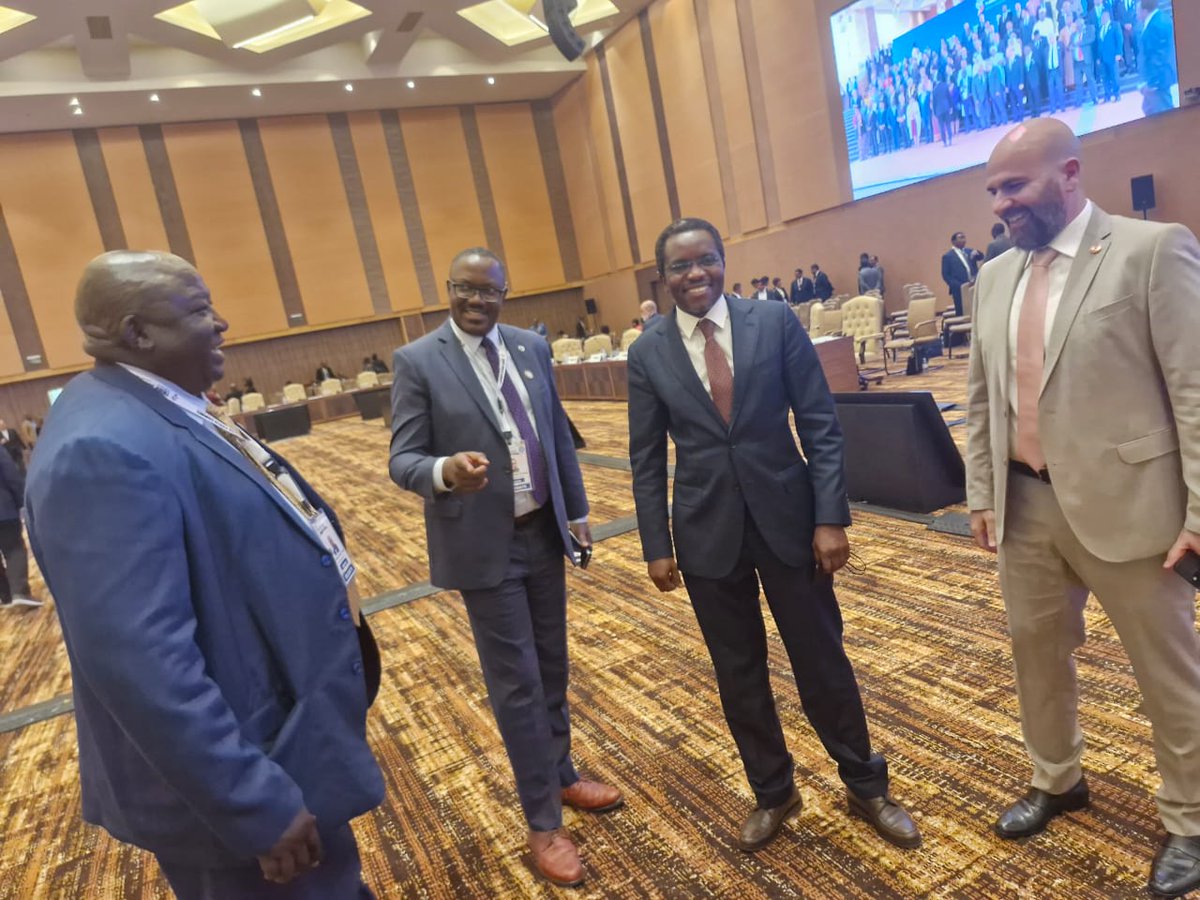 The Honorary Consul <a href="/yasserahmedUG/">Yasser K Ahmed</a>  having a light moment with Hon.min <a href="/okelloryem/">Oryem Henry Okello</a> ,PS/MFA <a href="/Tybisa/">Vincent Bagiire</a> and PPS <a href="/KennethOmona/">Dr Kenneth Omona Olusegun</a> during the Third South Summitof the Group of 77.

#G77ChinaSummitUg24