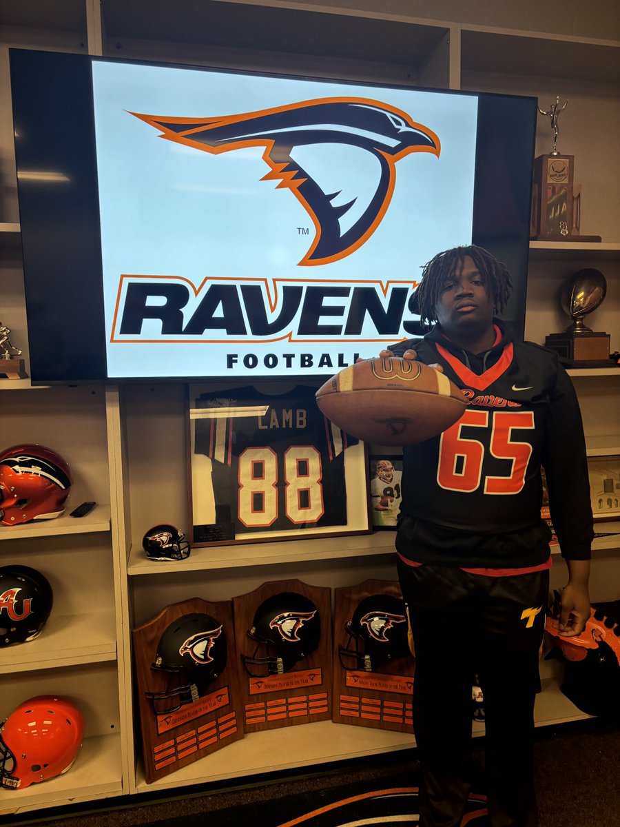 Thank you <a href="/coachmonty11/">Coach Monty</a> and <a href="/AUFootball__/">Anderson University Football</a> for the amazing visit 🖤🧡#AGTG