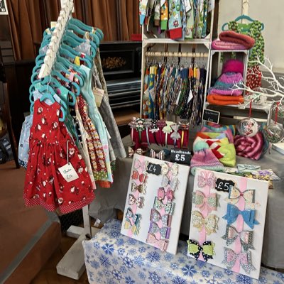 Hannah’s Bows and Clothes tweet media