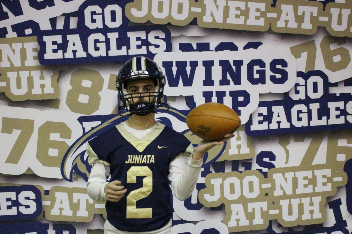 AdenDiehl1's tweet photo. Blessed to receive an offer from @JuniataFootball! https://t.co/Bes6Gzxmty