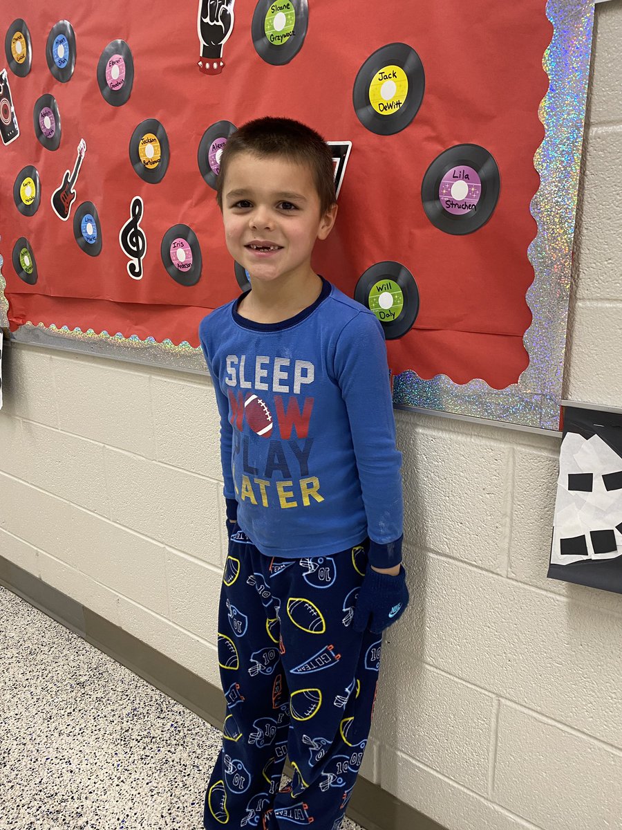 Hausemanupe's tweet photo. Dreaming of Kindness in our PJ’s today at UPE @Hausemanupe #GreatKindnessChallenge https://t.co/EYVrPaMsrw