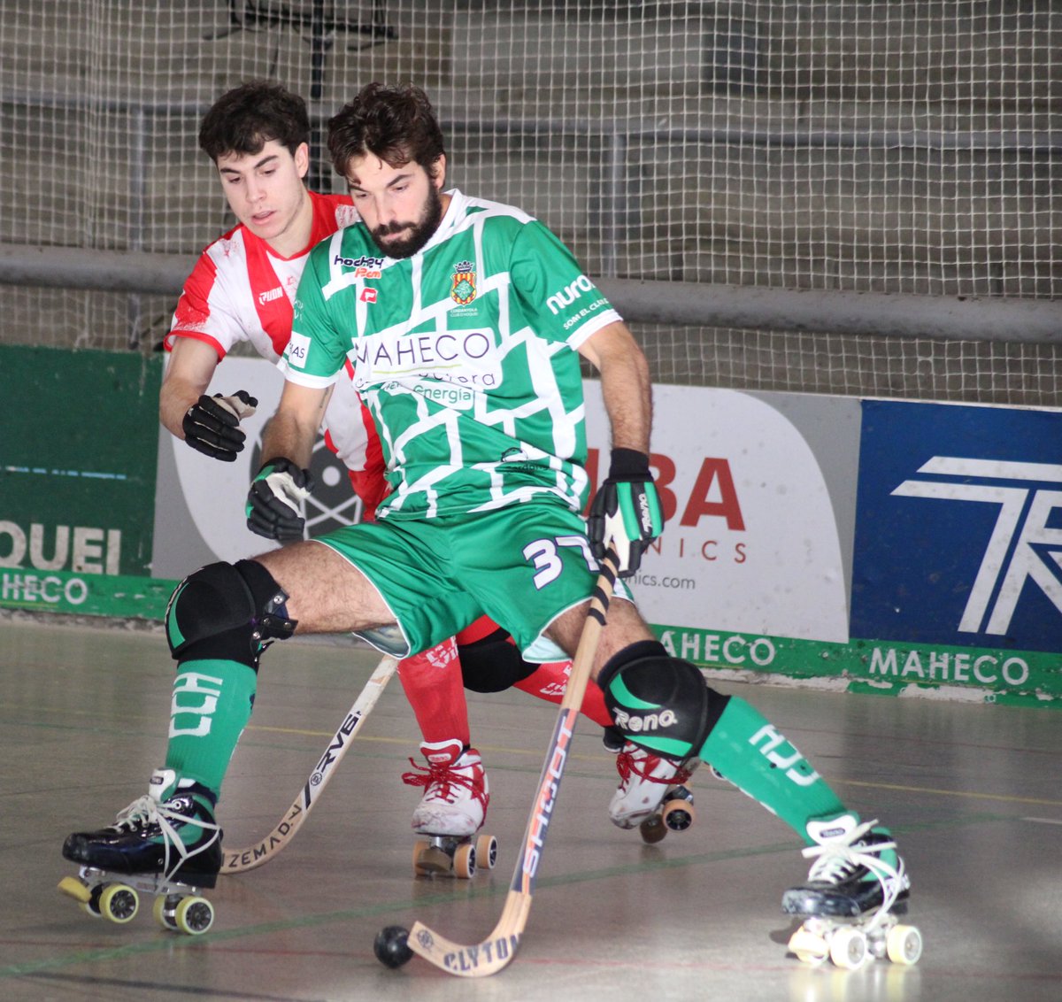 🔚 Tanquem la primera volta de la OK Lliga Plata amb derrota per la mínima contra el Vic a Can Xarau (4-5) 

🎯 <a href="/marc5coy/">Marc Coy Grau</a> (x3) i <a href="/alvaritozapzap/">Alvaro Borja Gimenez</a> 

💪🏻 Encarem amb la màxima il·lusió el segon tram de la temporada. Confiança total en aquest equip! 

🟢⚪ #CerdanyolaCH #ForçaSarda💚