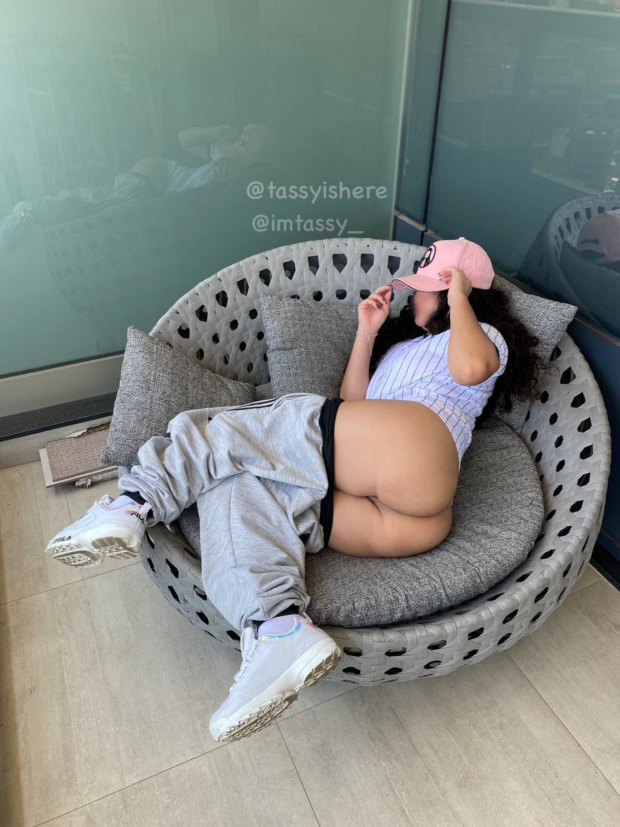 Anyone willing to take off the rest of my clothes? 🥵 https://t.co/nCm3BQvlZ2