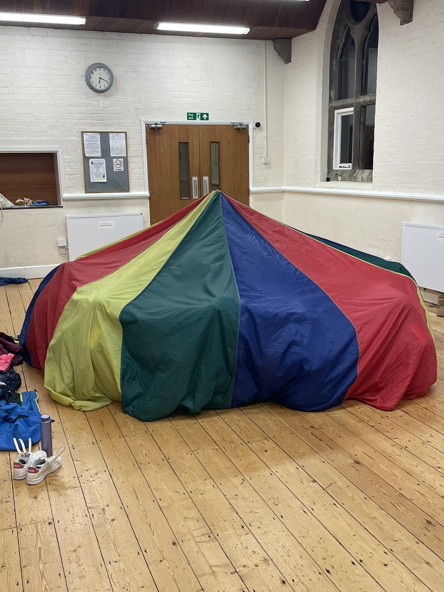 8th Maidenhead Brownies tweet media