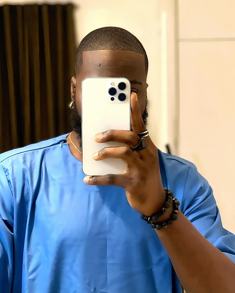 DamiLare🌺 tweet media