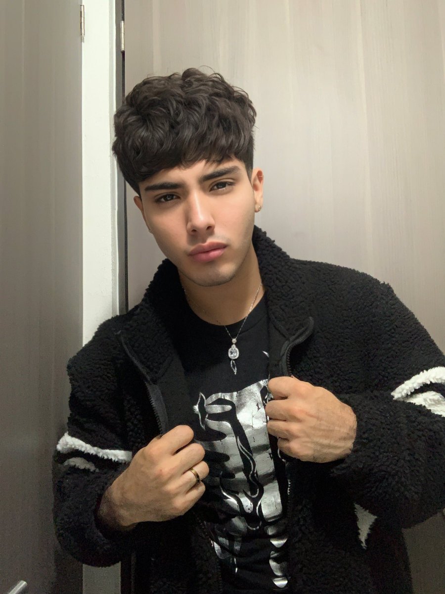 Te toco y me tocas, me vengo en tu boca 🥴🍆💦#Mexico