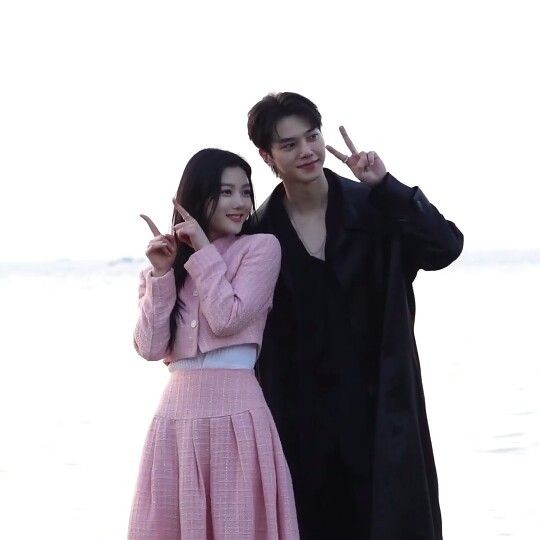 ananukkk's tweet photo. Jeong gu-won y Do do-hee si tuvieron su final feliz!!!🖤🩷

#MyDemon #DoDoHee #JeongGuwon https://t.co/9shNSYnSjP