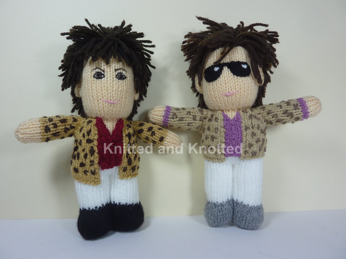 Loved knitting these two, Richey & Nicky, Manic Street Preachers #ManicStreetPreachers #RicheyEdwards #NickyWire #knitting #KnitterofRockandMetal