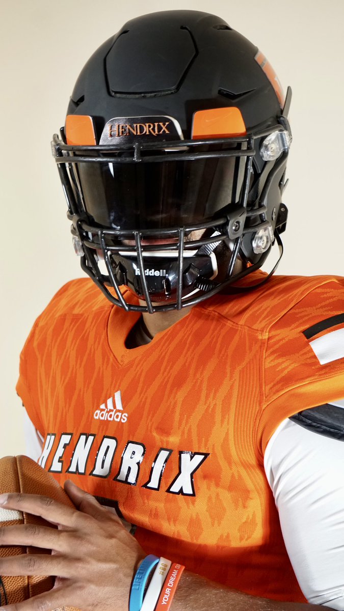 Russ and Heidi Phillips🏈 tweet media