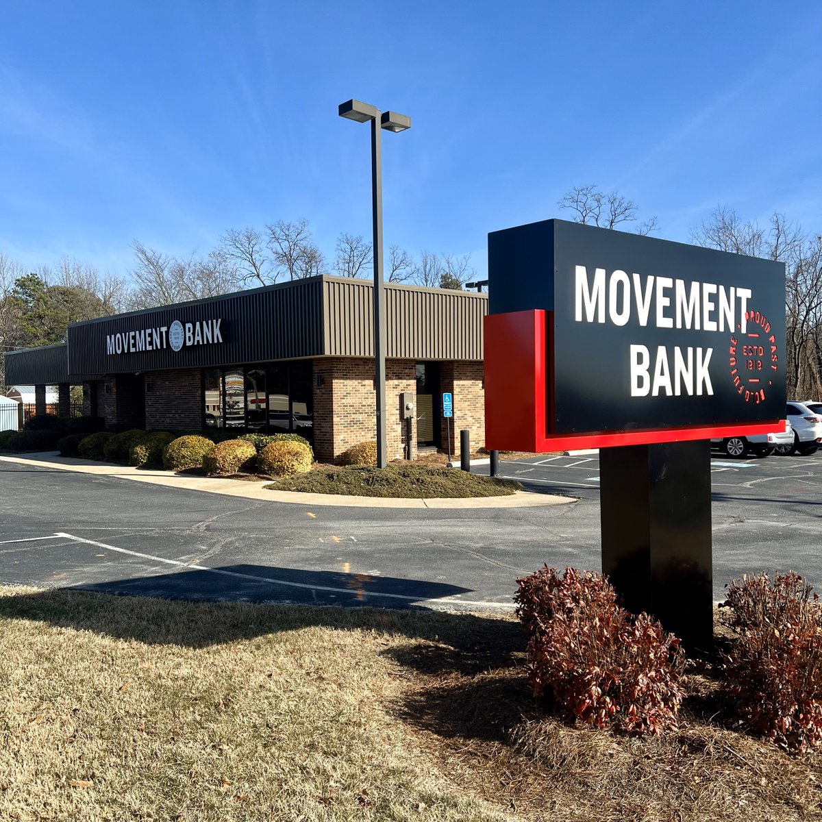 Movement Bank tweet media
