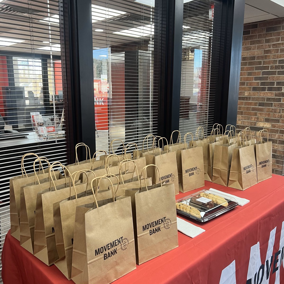 Movement Bank tweet media