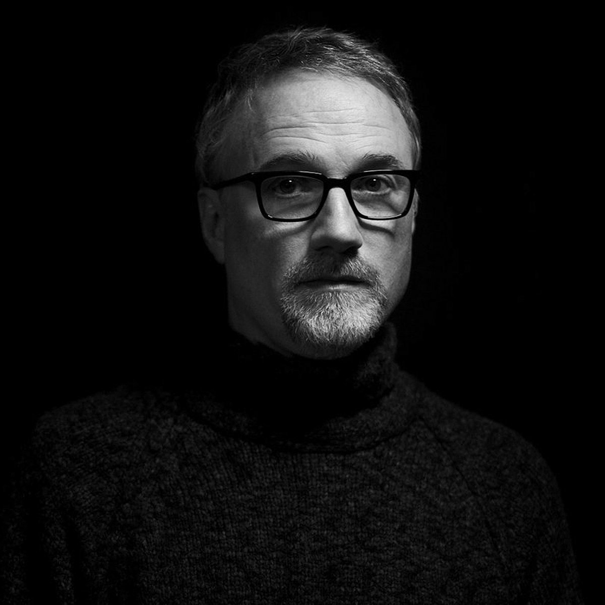 CultureCrave's tweet photo. David Fincher says he's extended his deal with Netflix for another 3 years

It now ends in 2027

(via @FincherAnalyst) https://t.co/33RoUxG5rP