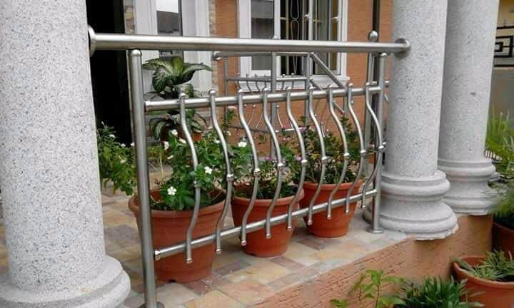 You can reach out, if you need installation of stainless railings in your ongoing project. For Enquiry: 08137144732 (WhatsApp)