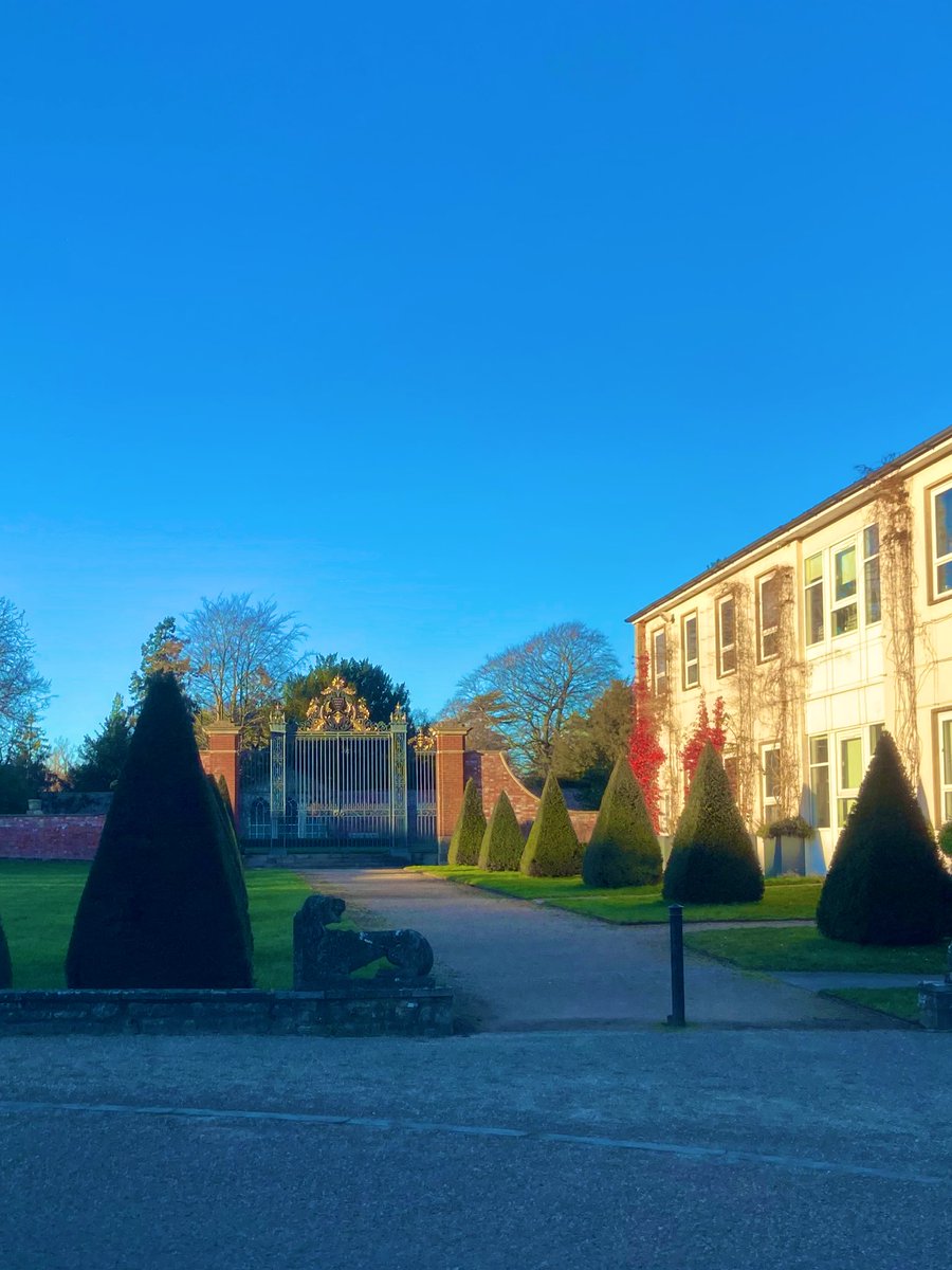 A new year = a new role and university. Very happy to have joined the team <a href="/BathSpaUni/">Bath Spa University</a>. The campus is a very welcome bonus 🌳🌿