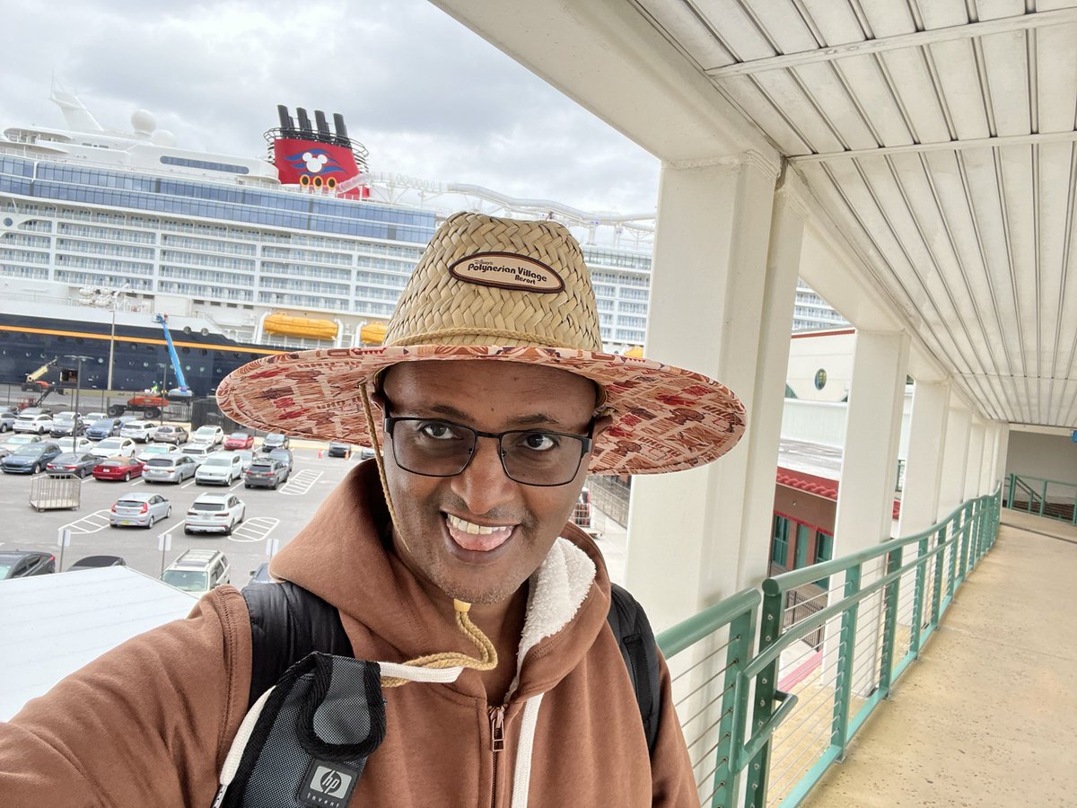 Semere_T's tweet photo. today’s the day #CaptainMickey #sailaway #DisneyCruise https://t.co/XQPoFvWxVd